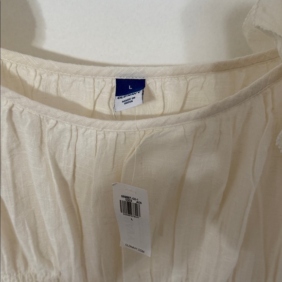 Old Navy Cream Ruffle Blouse - Picture 2 of 4